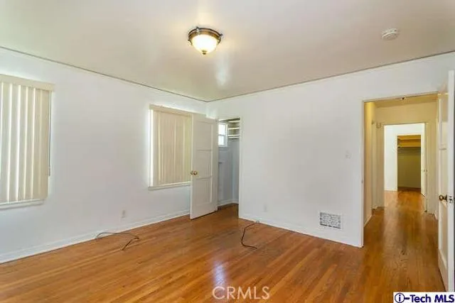 1648 W Kenneth Road, Glendale, California 91201