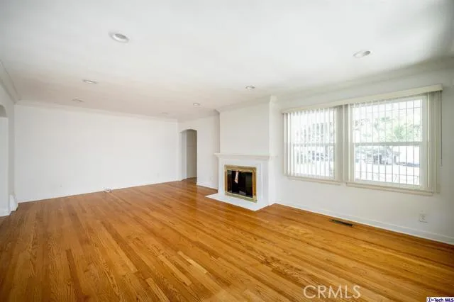 1648 W Kenneth Road, Glendale, California 91201