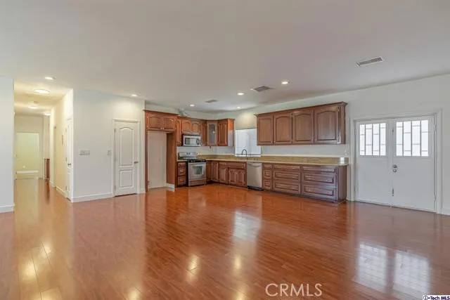 44525 W 45th Street, Lancaster, California 93536