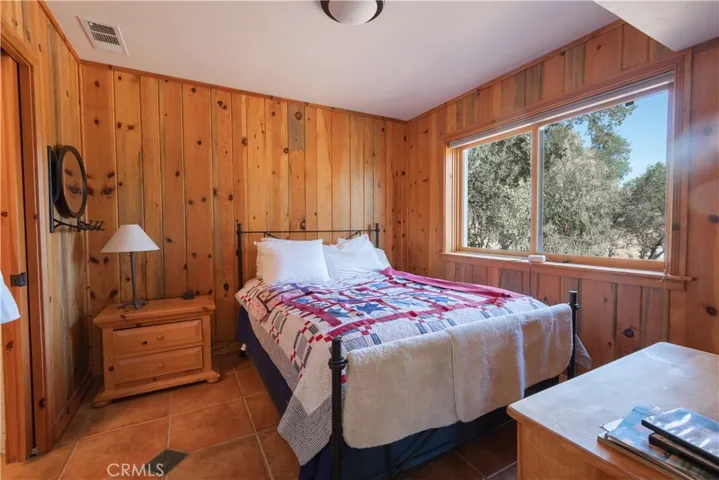 One of the two bedrooms of the Lower Level Annex