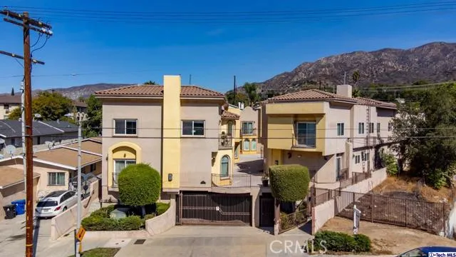 6939 Greeley Street 101, Tujunga, California 91042