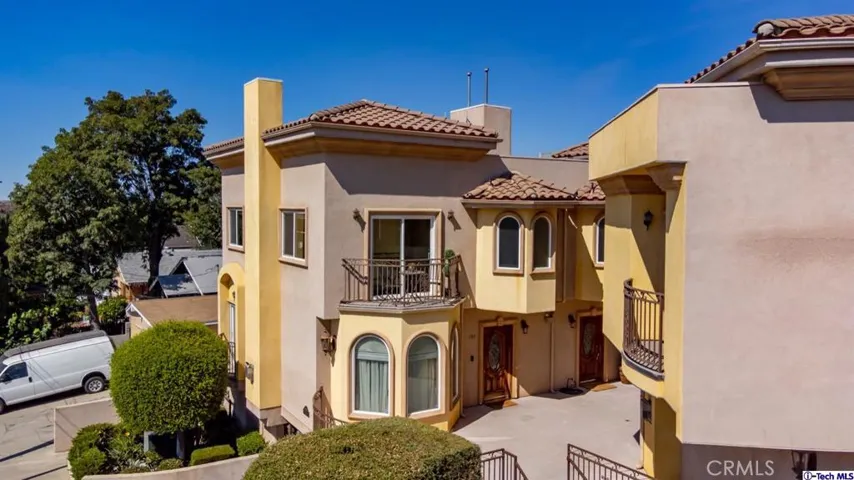 6939 Greeley Street 101, Tujunga, California 91042