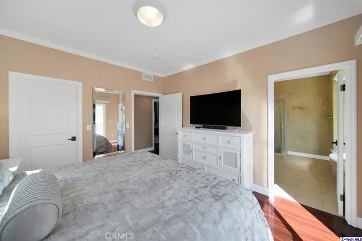 6939 Greeley Street 101, Tujunga, California 91042