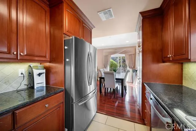 6939 Greeley Street 101, Tujunga, California 91042