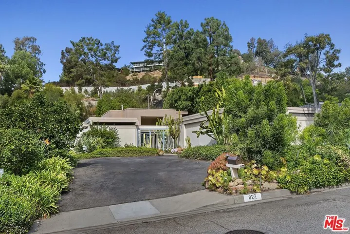 827 Leonard Road, Los Angeles, California 90049