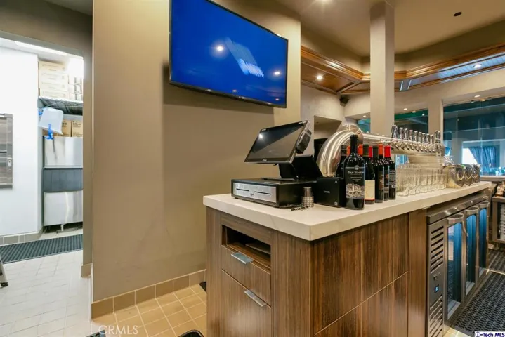 11136 Magnolia Boulevard, North Hollywood, California 91601