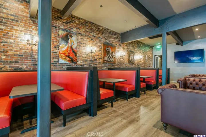 11136 Magnolia Boulevard, North Hollywood, California 91601