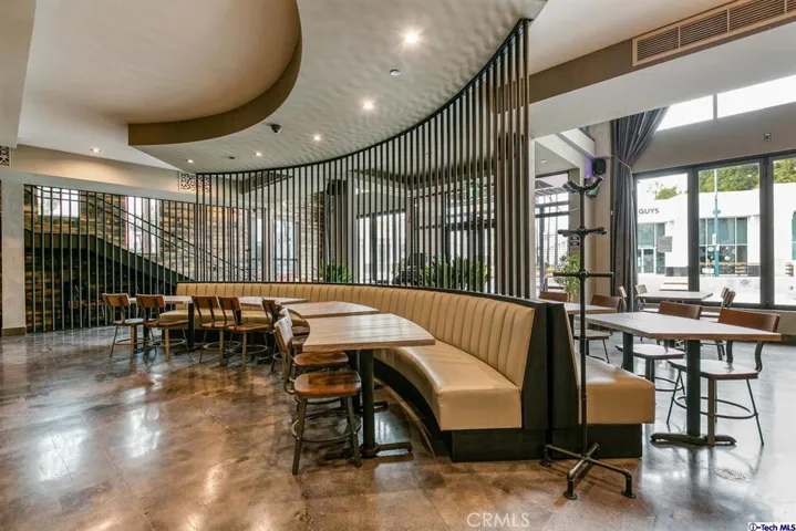 11136 Magnolia Boulevard, North Hollywood, California 91601