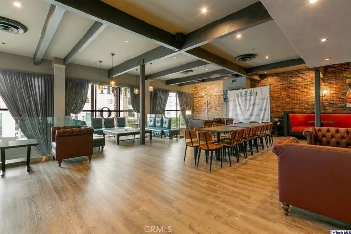 11136 Magnolia Boulevard, North Hollywood, California 91601