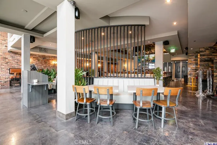 11136 Magnolia Boulevard, North Hollywood, California 91601
