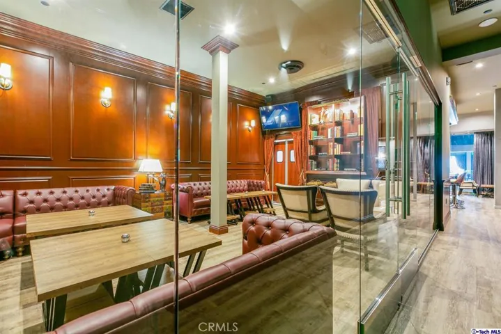 11136 Magnolia Boulevard, North Hollywood, California 91601