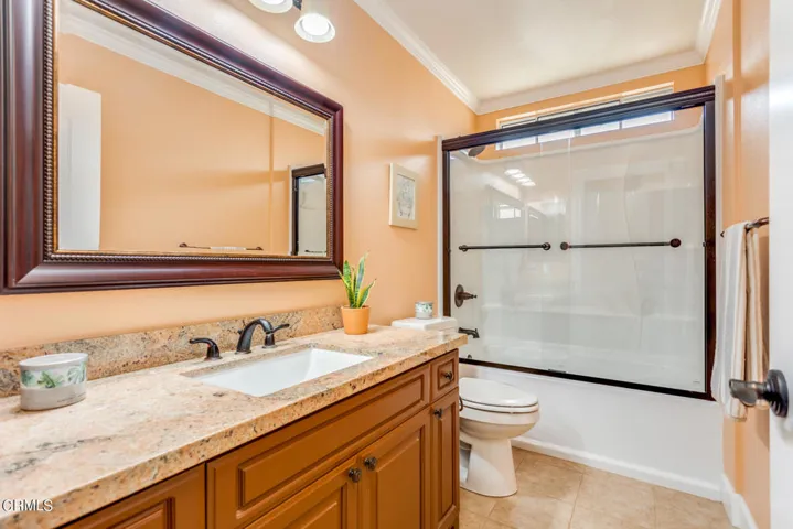 MLS-29-primary bathroom