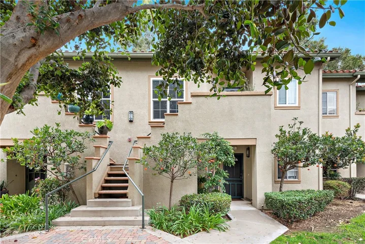 19 Via Pausa, Rancho Santa Margarita, California 92688