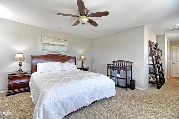 Master bed 2