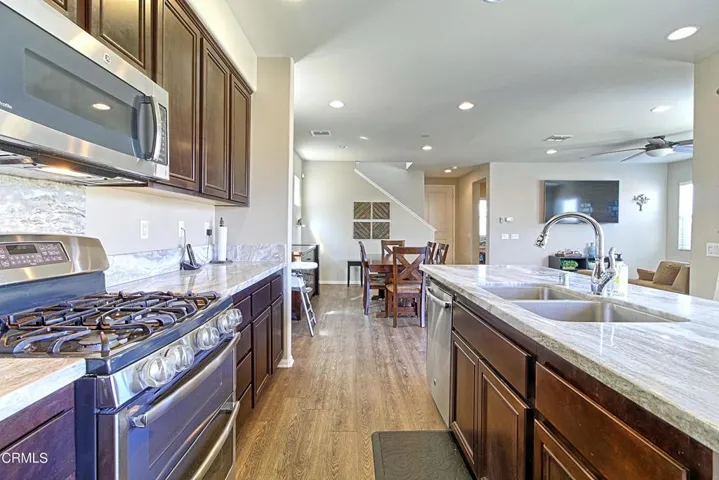 Kitchen 4