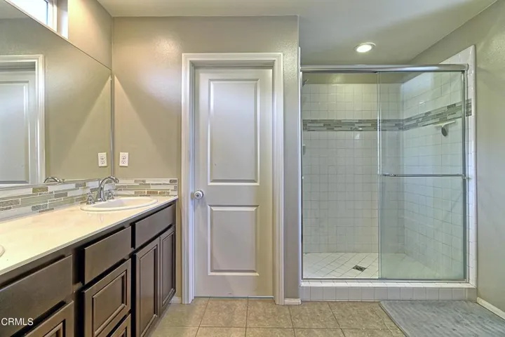 Master bath 2