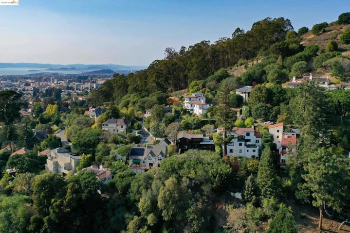 260 Stonewall Rd, Berkeley, California 94705