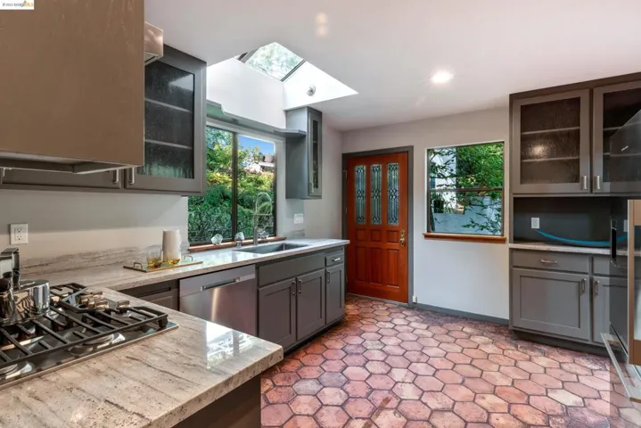 260 Stonewall Rd, Berkeley, California 94705