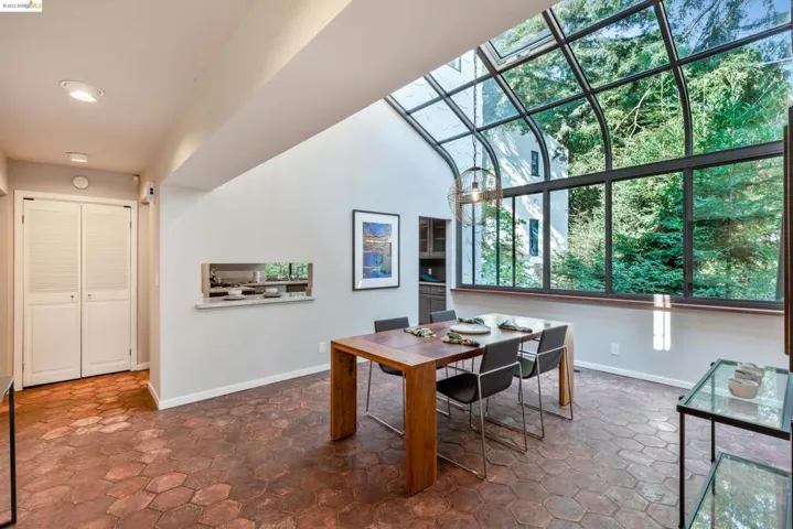 260 Stonewall Rd, Berkeley, California 94705