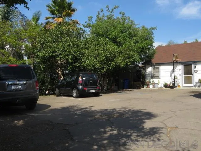 945 N Avenue, National City, California 91950