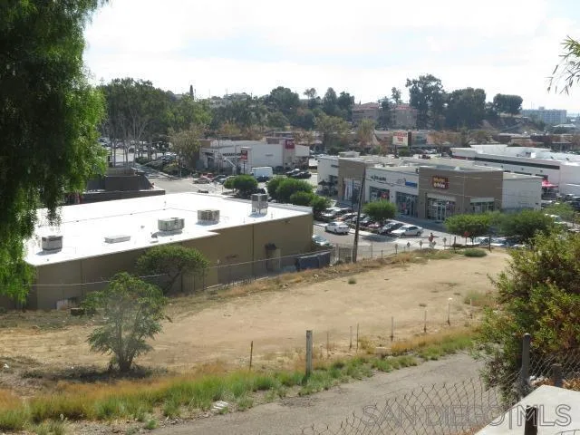 945 N Avenue, National City, California 91950
