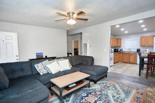 19252 Madrone Street, Hesperia, California 92345