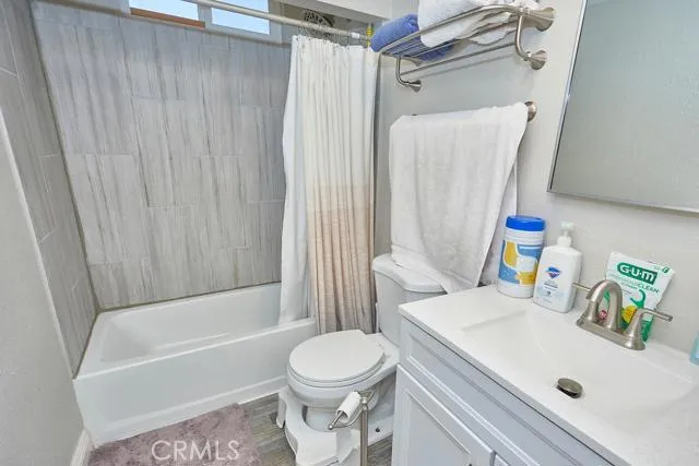 19252 Madrone Street, Hesperia, California 92345