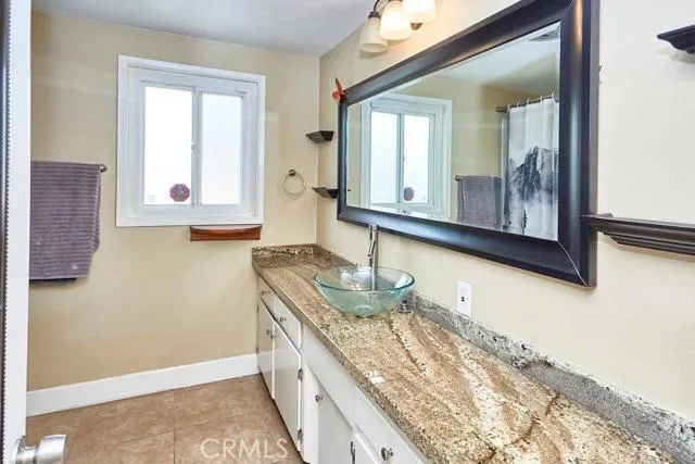 20615 Powhatan Lane, Apple Valley, California 92308