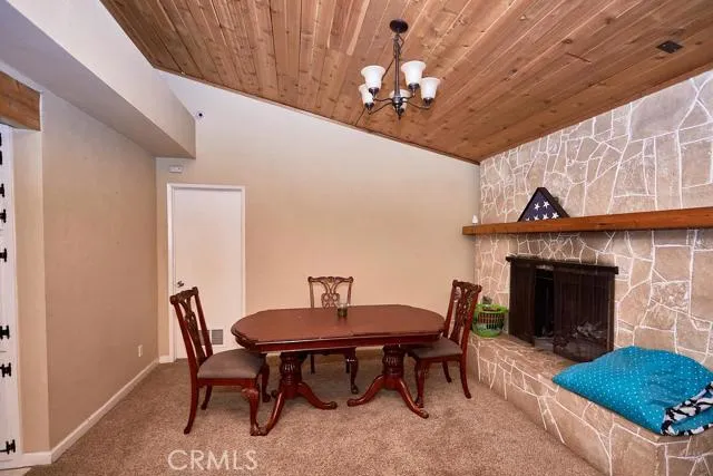 20615 Powhatan Lane, Apple Valley, California 92308