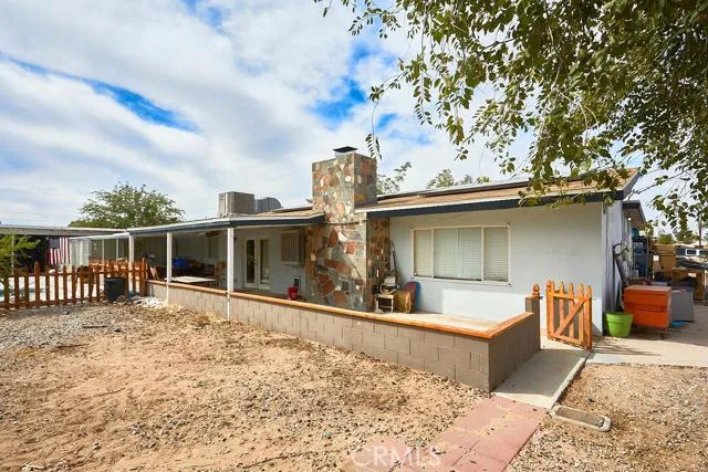 20615 Powhatan Lane, Apple Valley, California 92308