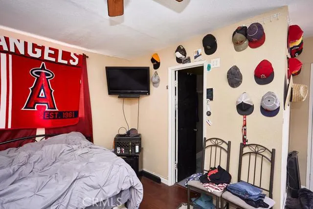 20615 Powhatan Lane, Apple Valley, California 92308