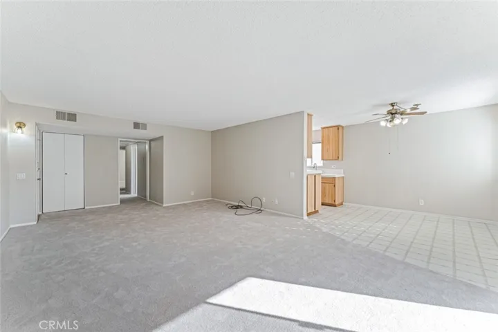 5400 Lindley Avenue 211, Encino, California 91316