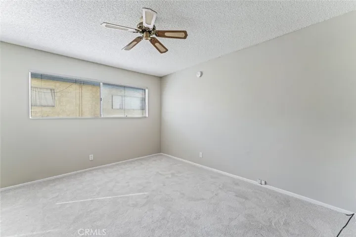 5400 Lindley Avenue 211, Encino, California 91316