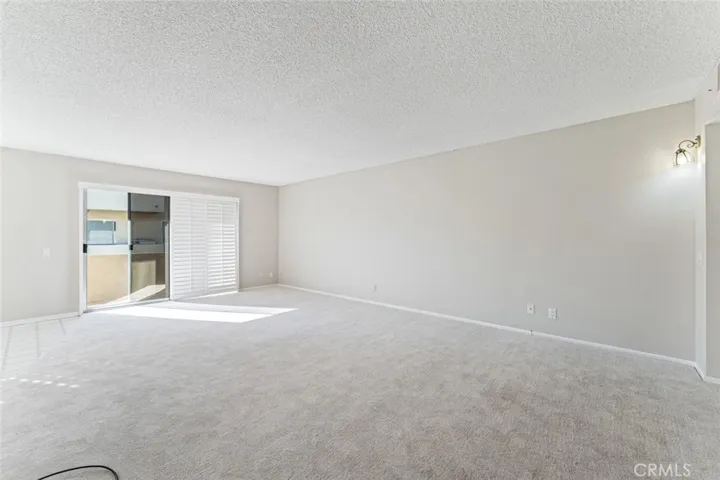 5400 Lindley Avenue 211, Encino, California 91316