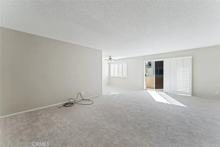 5400 Lindley Avenue 211, Encino, California 91316