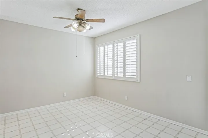 5400 Lindley Avenue 211, Encino, California 91316