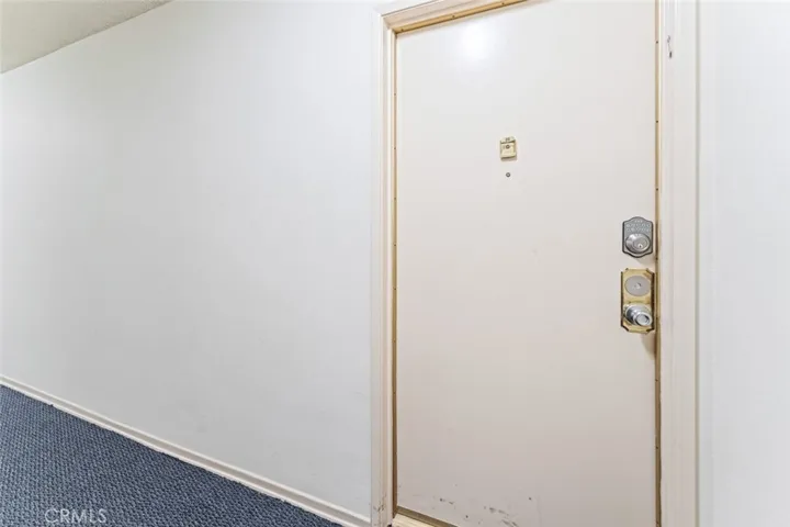 5400 Lindley Avenue 211, Encino, California 91316