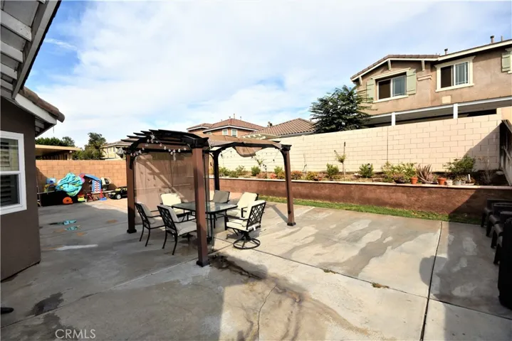14956 Camellia Drive, Fontana, California 92337
