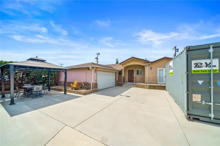 6451 Gilson Avenue, North Hollywood, California 91606