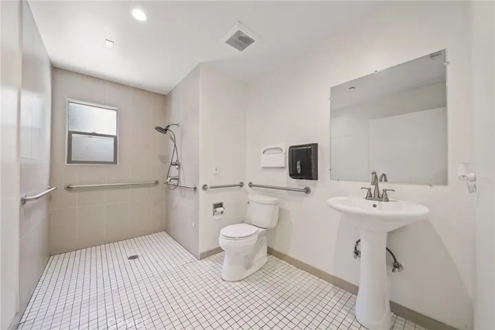 6451 Gilson Avenue, North Hollywood, California 91606