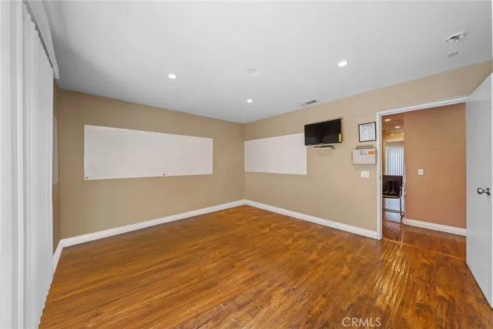 6451 Gilson Avenue, North Hollywood, California 91606
