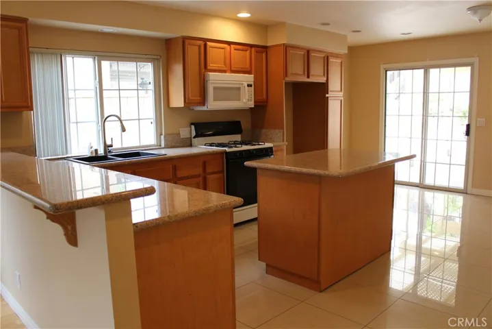 27093 Via Callado, Mission Viejo, California 92691
