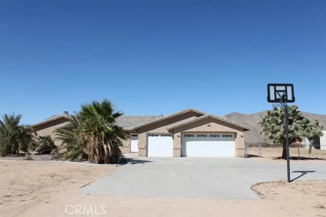 26428 Desert View Avenue, Apple Valley, California 92308