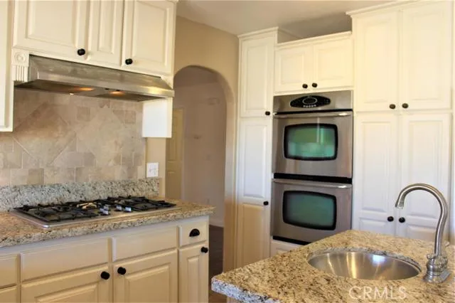 26428 Desert View Avenue, Apple Valley, California 92308