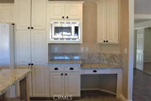 26428 Desert View Avenue, Apple Valley, California 92308