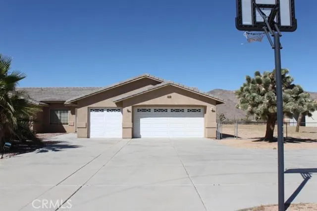 26428 Desert View Avenue, Apple Valley, California 92308