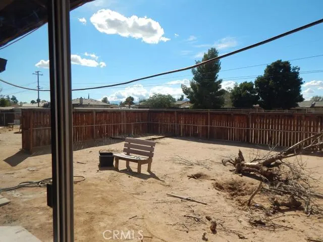 11460 Maple Avenue, Hesperia, California 92345