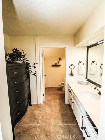 12089 Jade Road, Victorville, California 92392