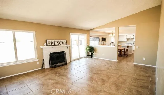 12089 Jade Road, Victorville, California 92392