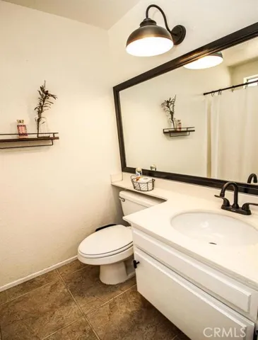 12089 Jade Road, Victorville, California 92392